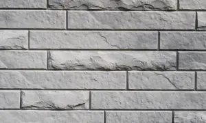 Czym pomalować cegłę gipsową, aby uniknąć złych efektów malowania?