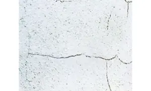 Dlaczego pęka tynk cementowo-wapienny? Oto najczęstsze przyczyny